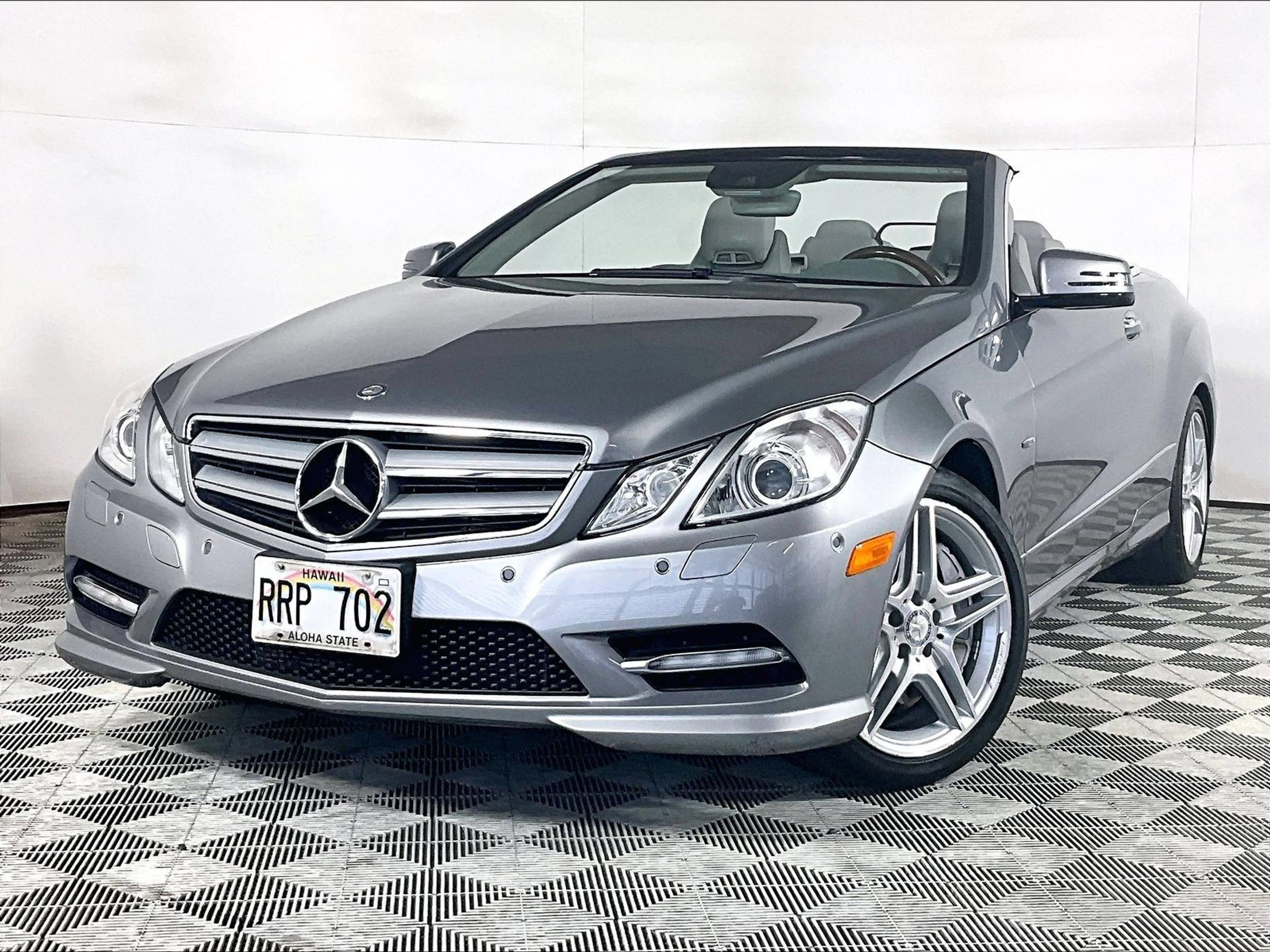 Used 2012 Mercedes-Benz E 550 Cabriolet image 1
