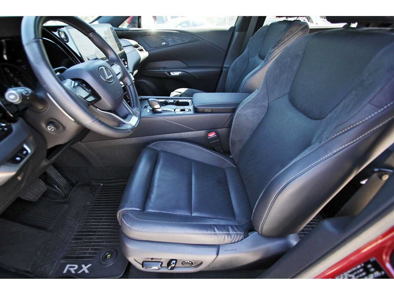 Used 2023 Lexus RX 350 FWD image 10