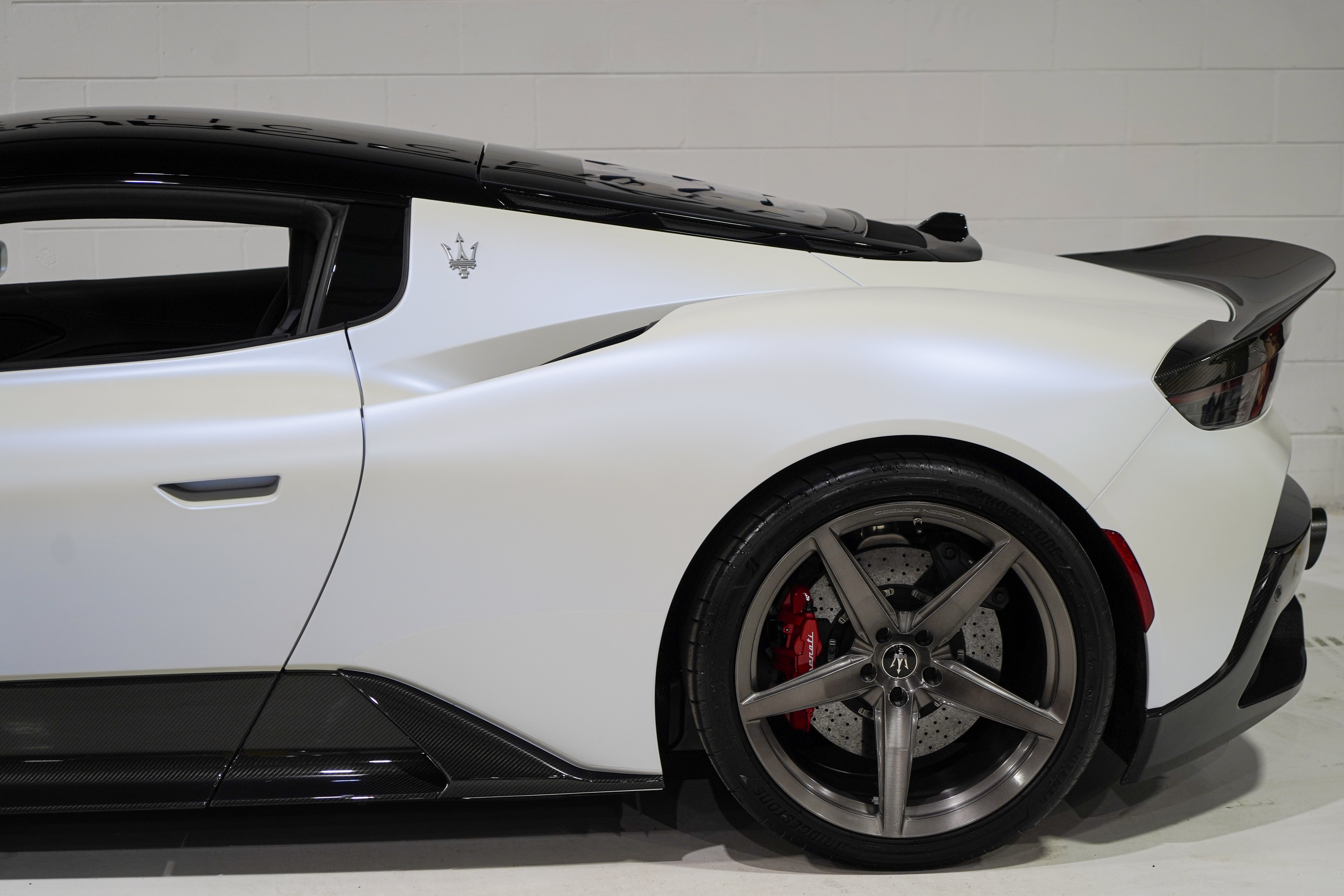 Used 2023 Maserati MC20 Coupe RWD image 37
