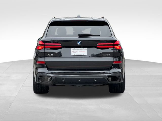 Used 2024 BMW X5 xDrive50e w/ M Sport Package AWD/4WD image 4