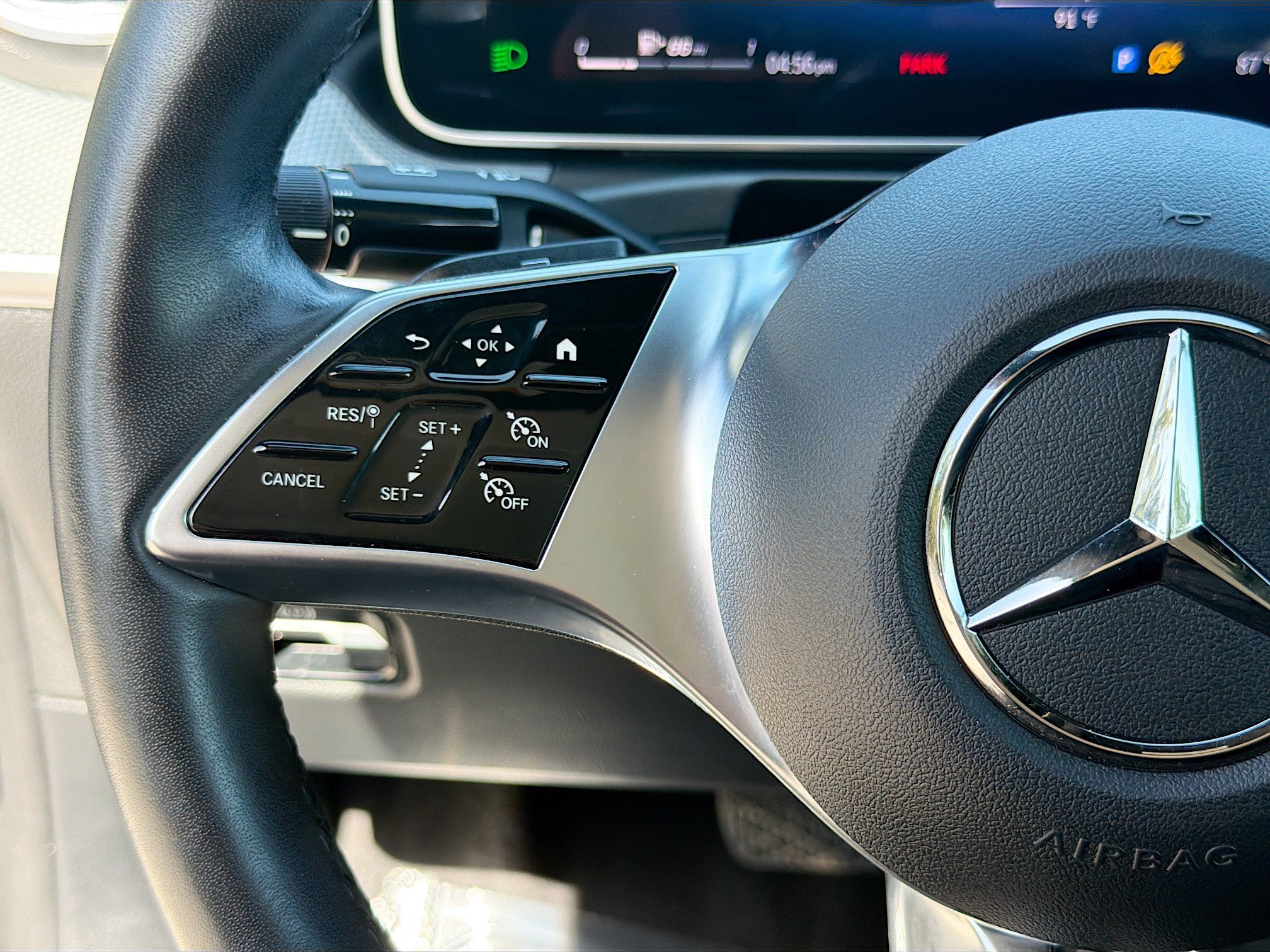 Used 2025 Mercedes-Benz CLE 300 4MATIC Cabriolet image 38