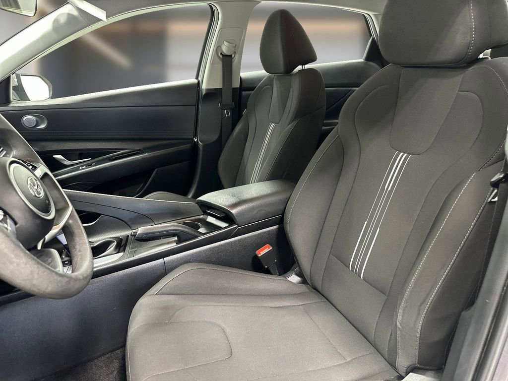 Certified 2023 Hyundai Elantra SEL FWD image 13