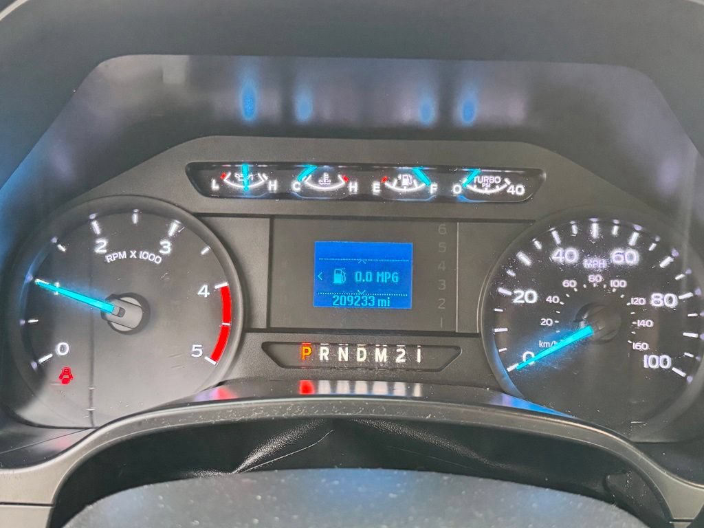 Used 2018 Ford F550 2WD Regular Cab Super Duty image 13