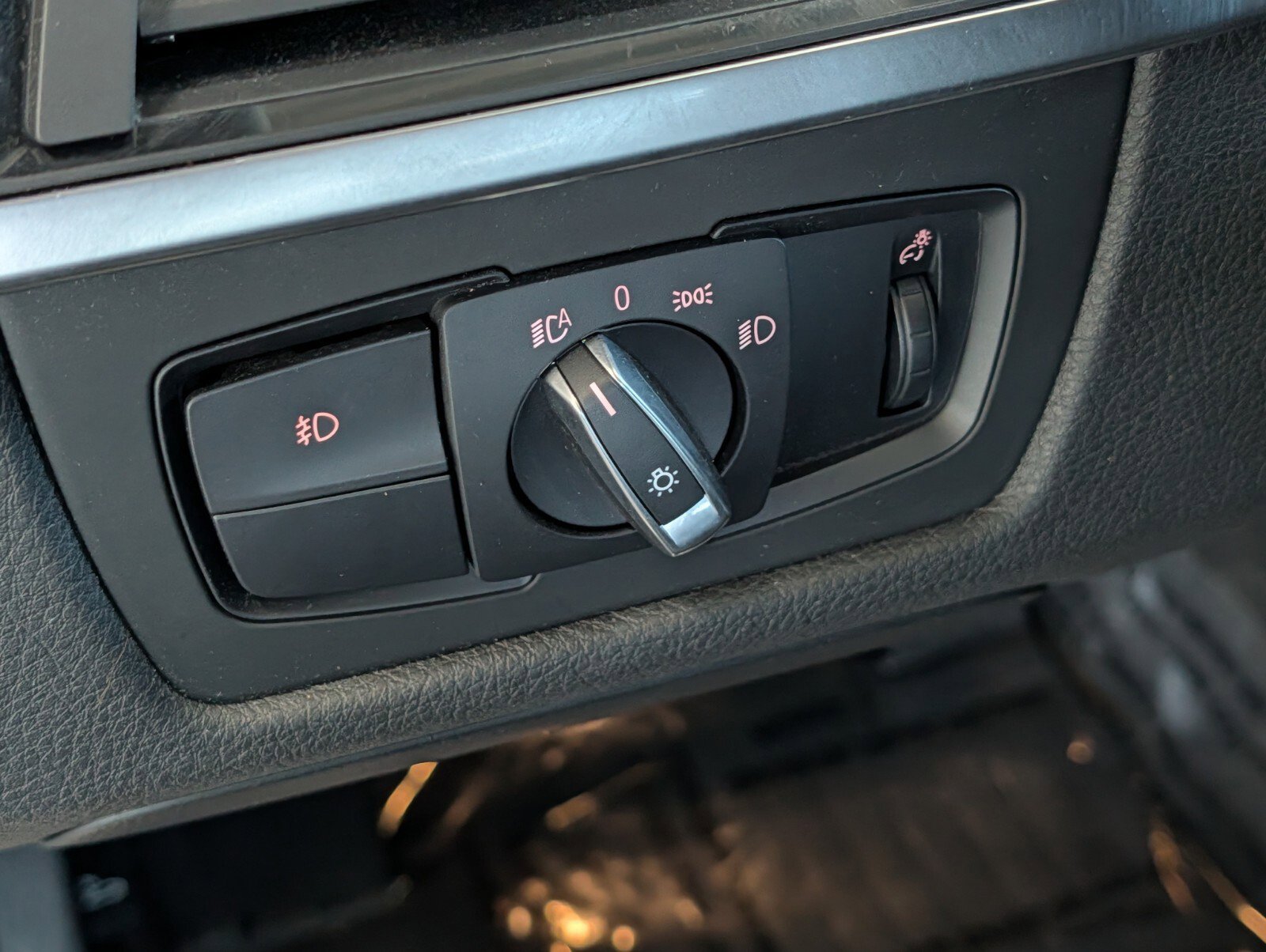 Used 2014 BMW 328d xDrive Sedan image 16