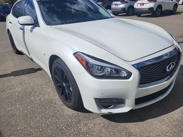 Used 2017 INFINITI Q70 L 3.7