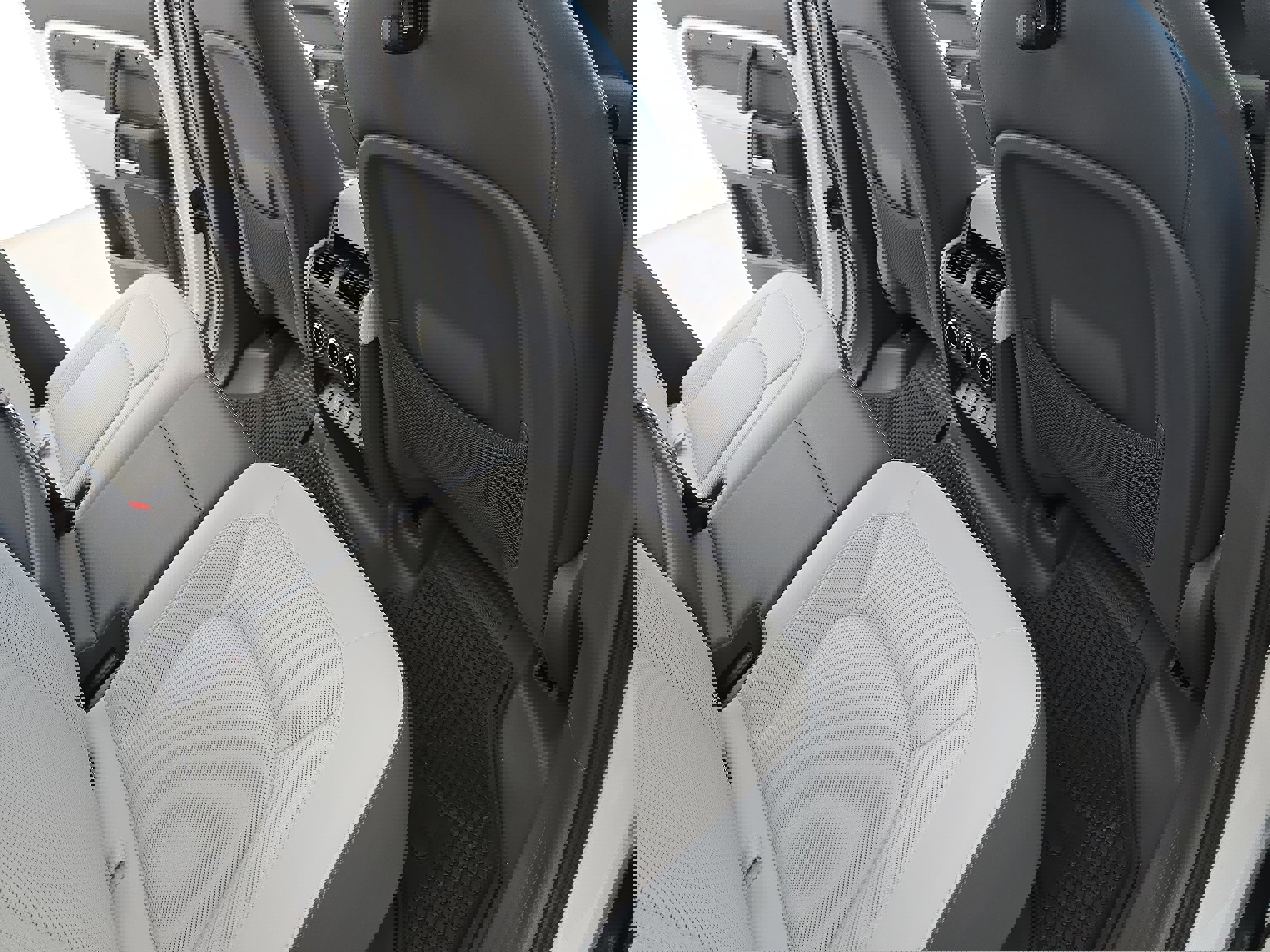 New 2026 Land Rover Defender 110 V8 image 11