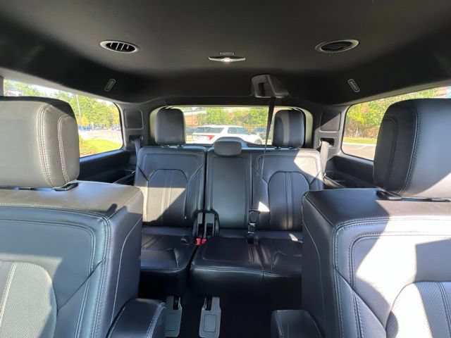 Used 2019 Ford Expedition Limited w/ Special Edition Package AWD/4WD image 18
