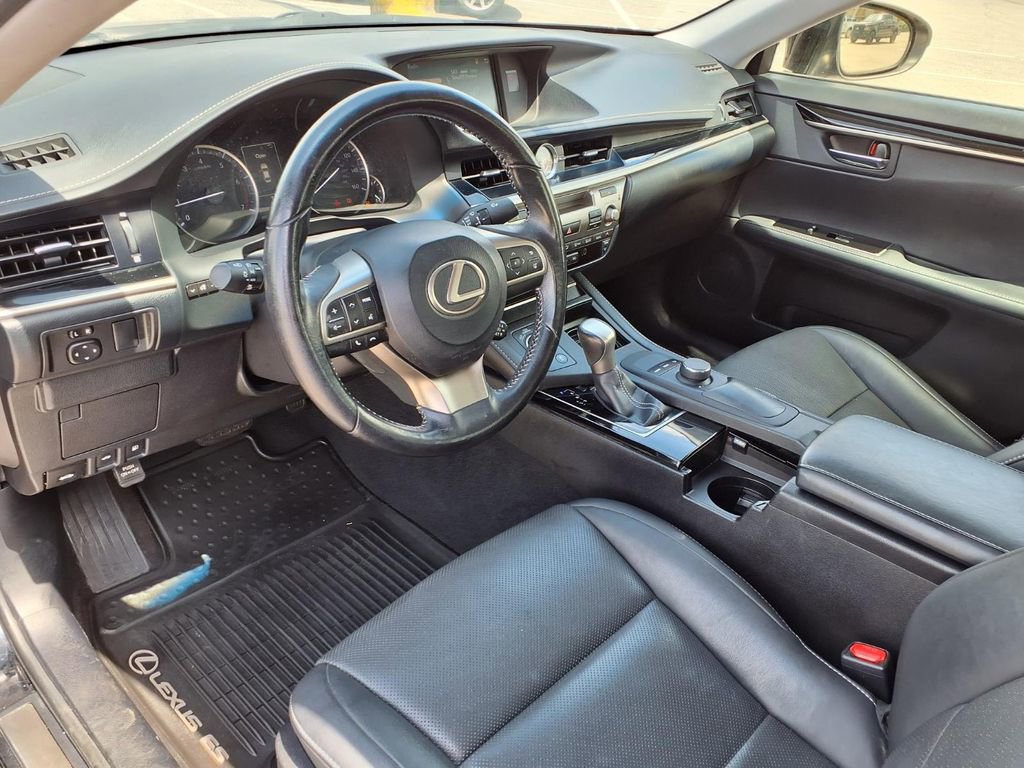 Used 2016 Lexus ES 350 w/ Accessory Package 2 FWD image 23