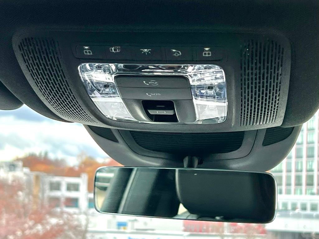 Certified 2025 Mercedes-Benz GLS 450 4MATIC image 30