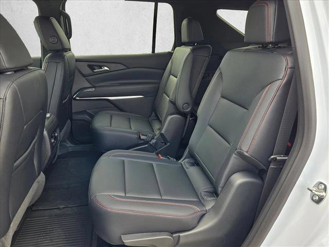 New 2026 Chevrolet Traverse Z71 w/ Driver Confidence Package AWD/4WD image 16