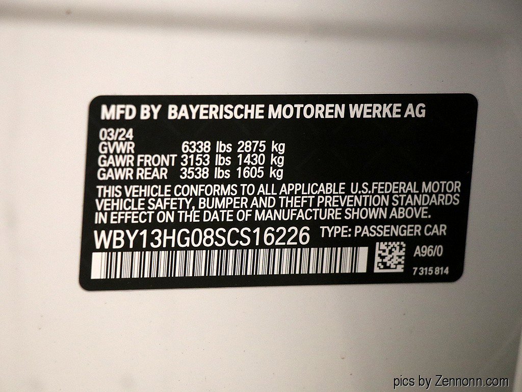 Used 2025 BMW i5 xDrive40 w/ Premium Package image 26