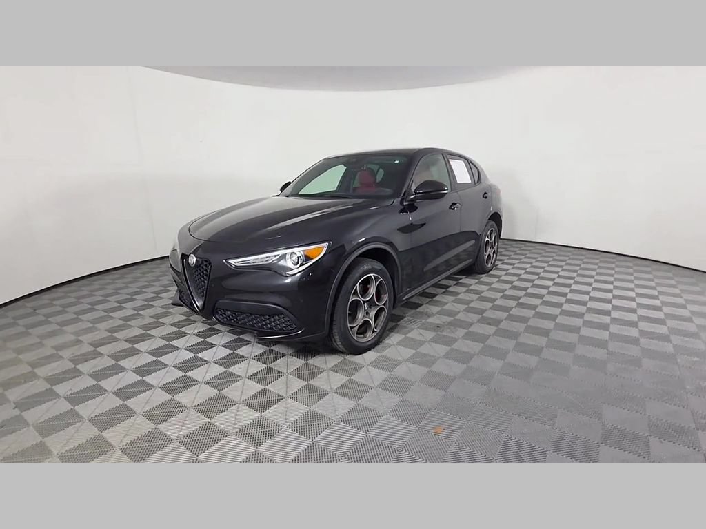 Used 2023 Alfa Romeo Stelvio Sprint RWD image 49