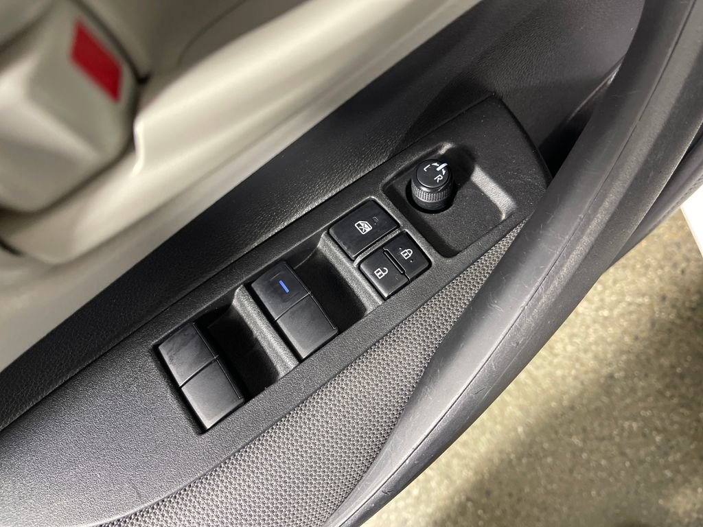 Certified 2022 Toyota Corolla LE image 16