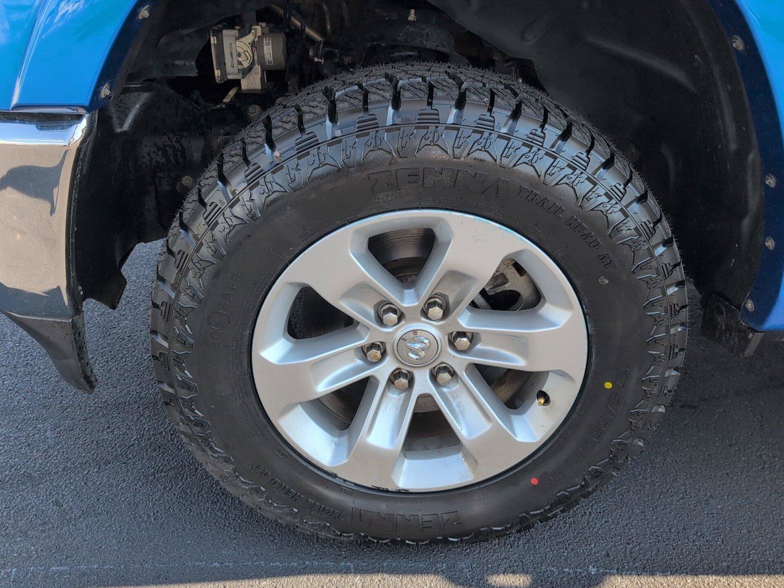 Used 2021 RAM 1500 Laramie AWD/4WD image 9
