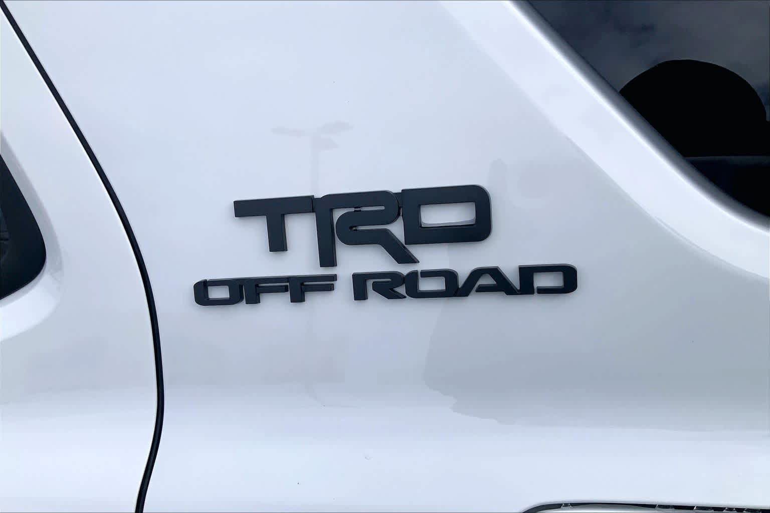 New 2026 Toyota 4Runner TRD Off-Road Premium AWD/4WD image 15