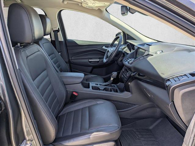 Used 2017 Ford Escape Titanium AWD/4WD image 18