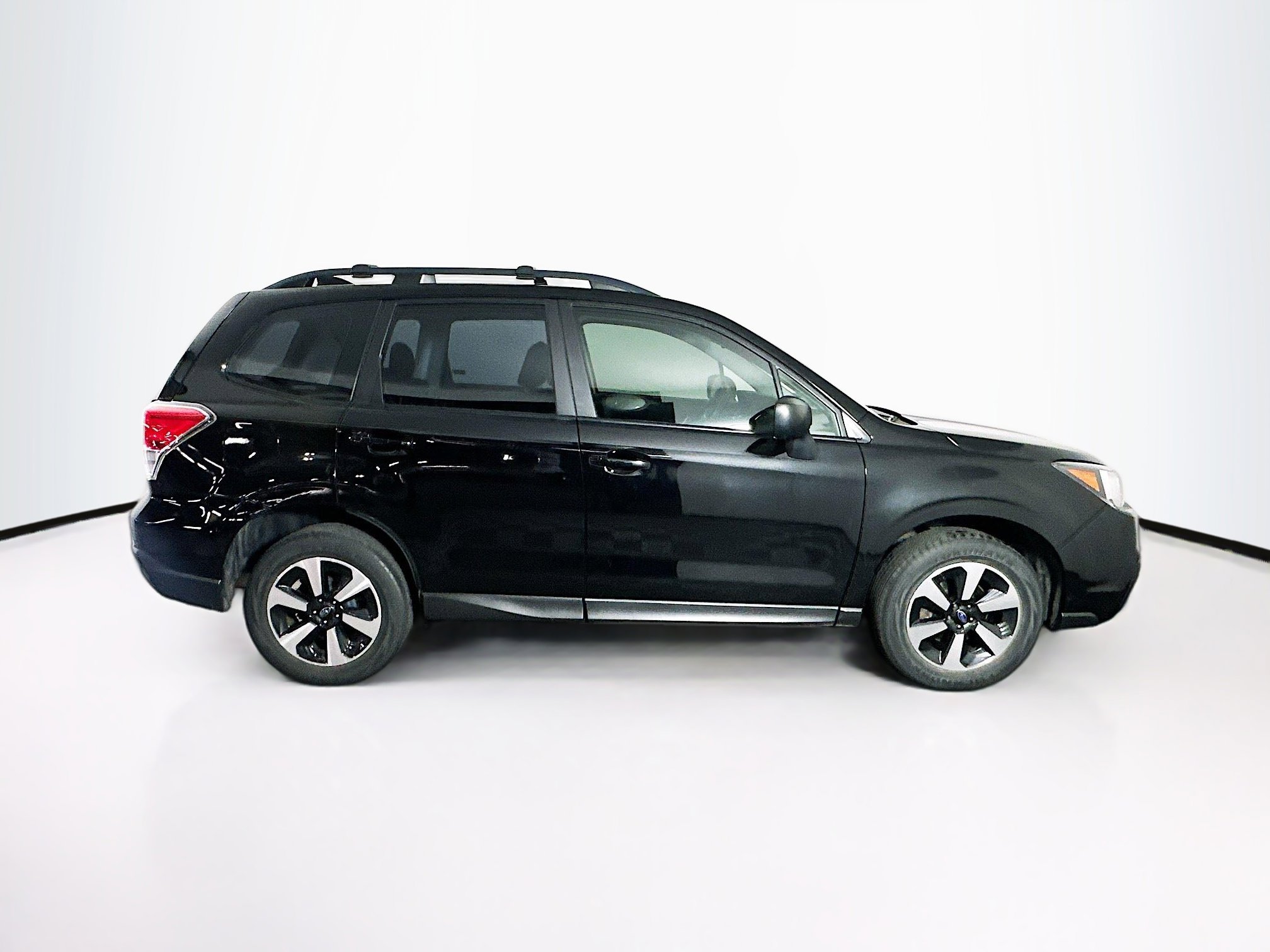 Used 2018 Subaru Forester 2.5i w/ Alloy Wheel Package image 10