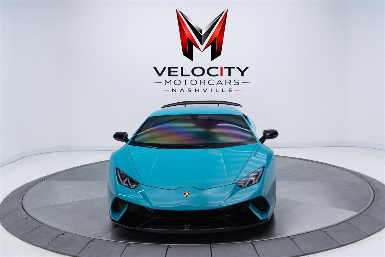 Used 2019 Lamborghini Huracan Performante AWD/4WD image 11
