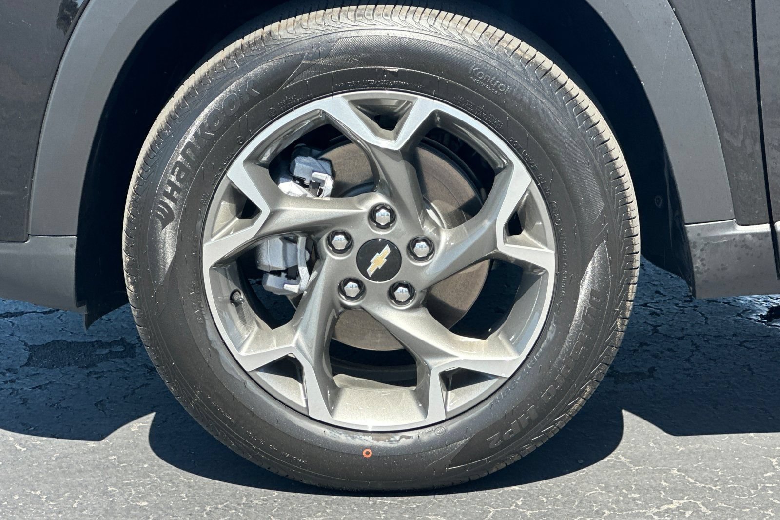 Used 2026 Chevrolet Trax LT FWD image 43