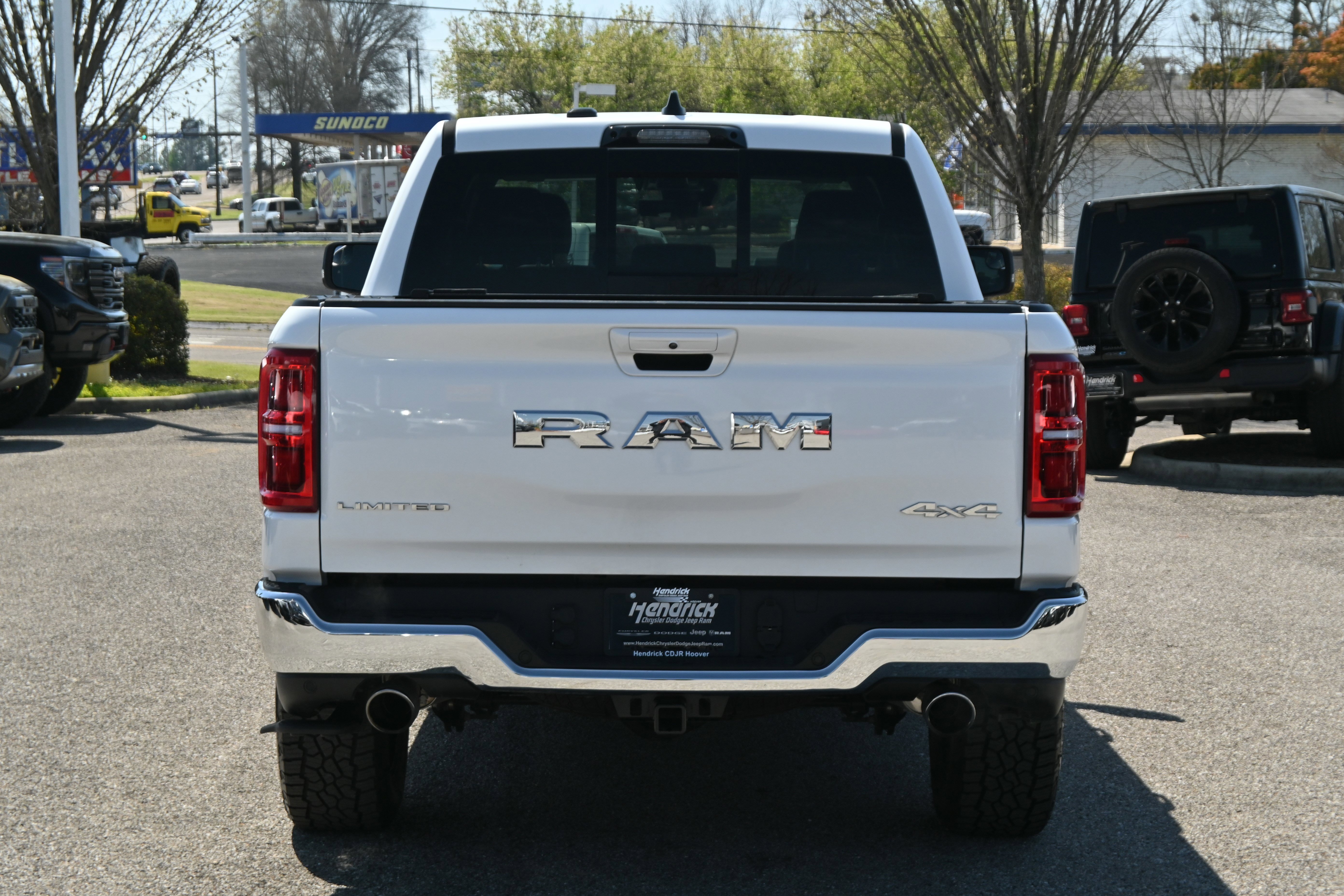 Used 2025 RAM 1500 Limited image 13