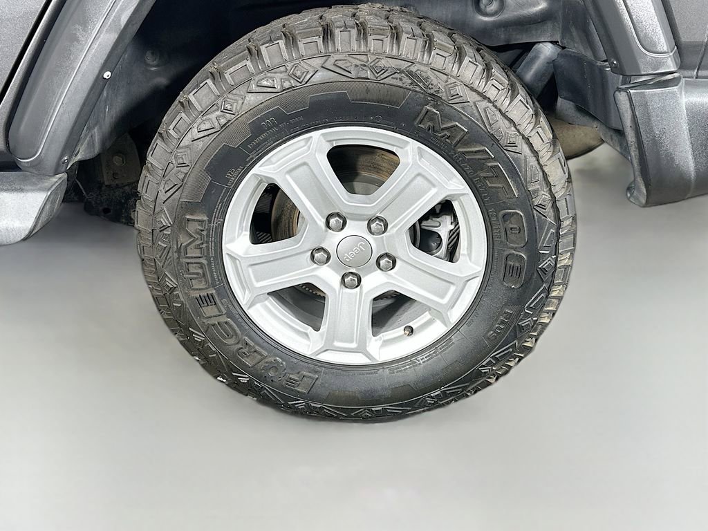 Used 2022 Jeep Wrangler Unlimited Sport image 35