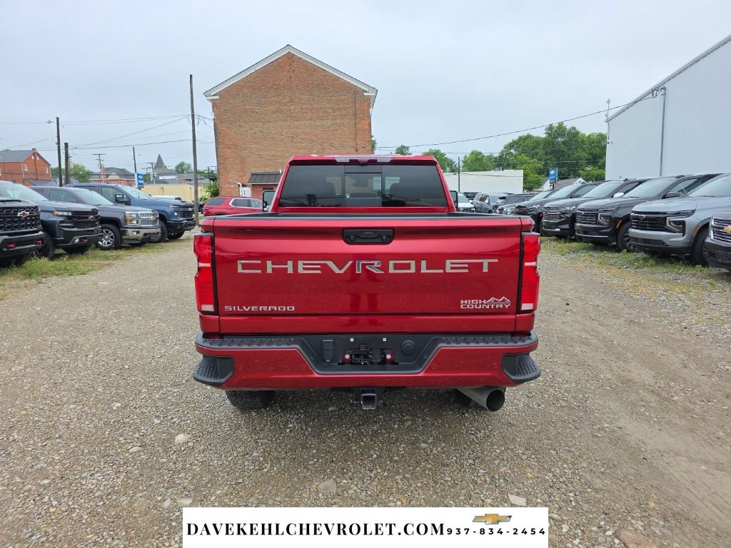 Used 2024 Chevrolet Silverado 2500 High Country w/ High Country Premium Package AWD/4WD image 5