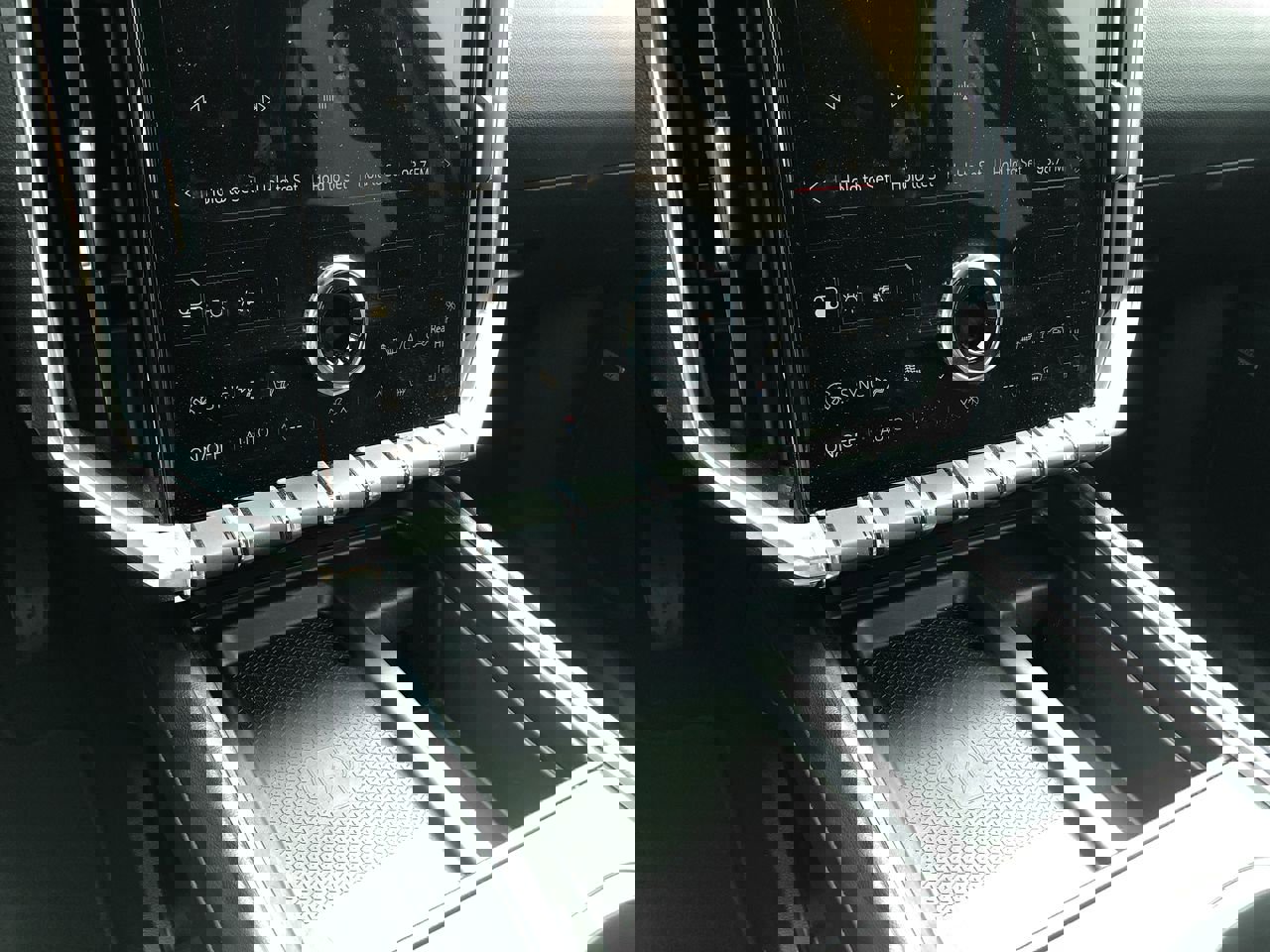 Used 2025 GMC Acadia Elevation image 24