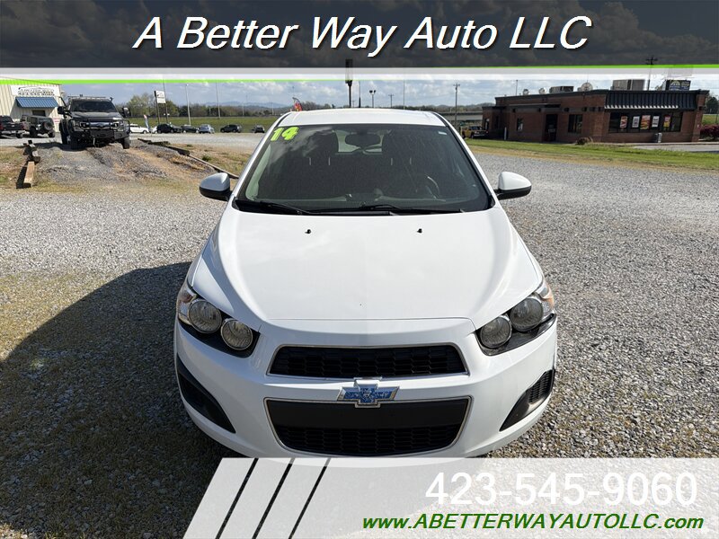 Used 2014 Chevrolet Sonic LT FWD image 10