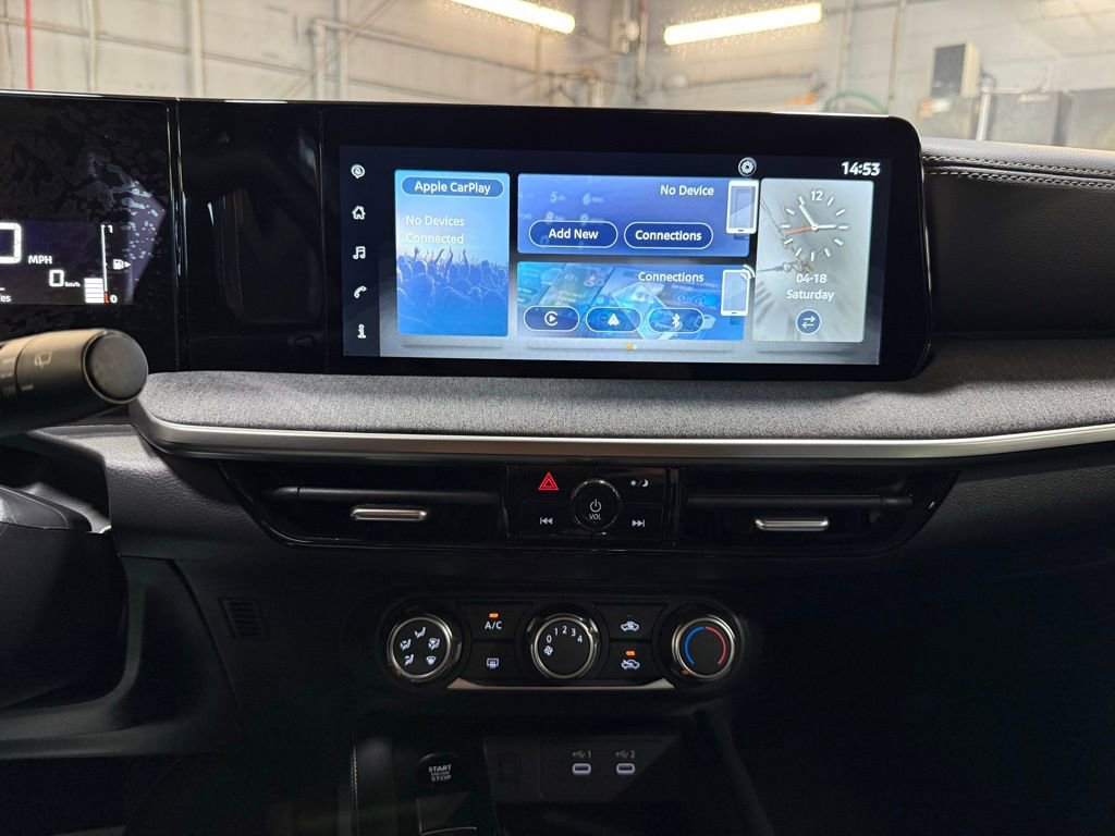 Used 2025 Nissan Kicks SV w/ Charging Package AWD/4WD image 9