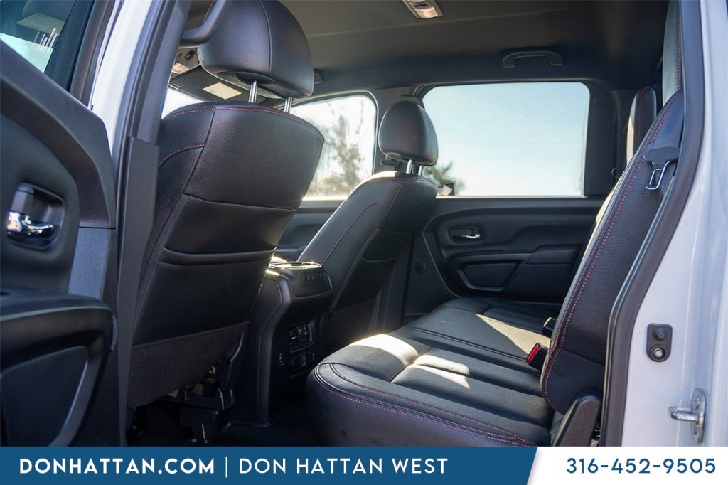 Used 2023 Nissan Titan PRO-4X w/ Pro-4x Convenience Package image 18