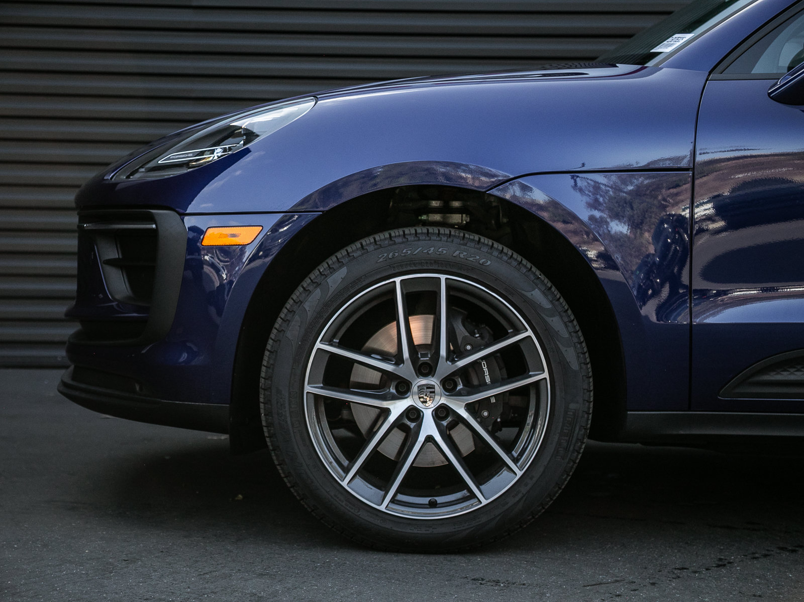 Certified 2026 Porsche Macan AWD/4WD image 16