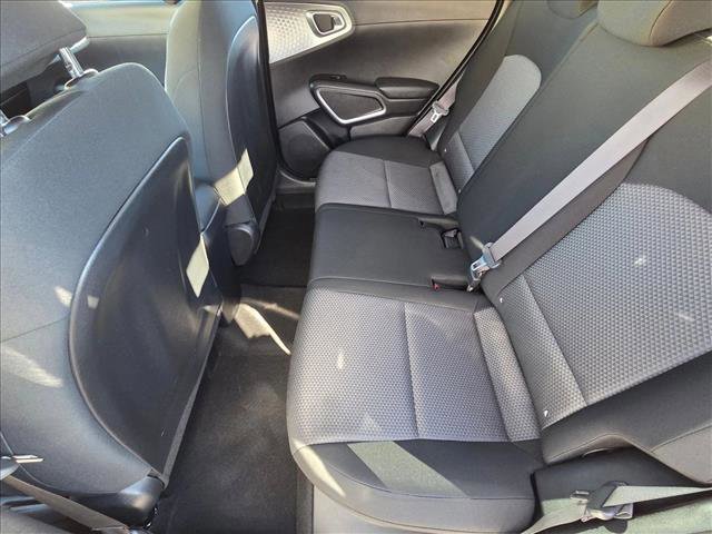 Used 2020 Kia Soul LX image 17