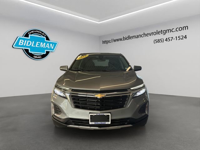 Used 2023 Chevrolet Equinox LT image 2