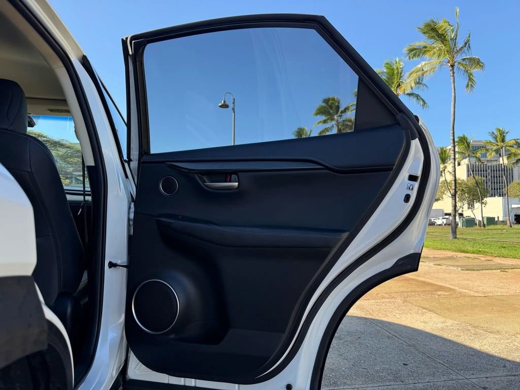 Used 2015 Lexus NX 300h FWD image 16