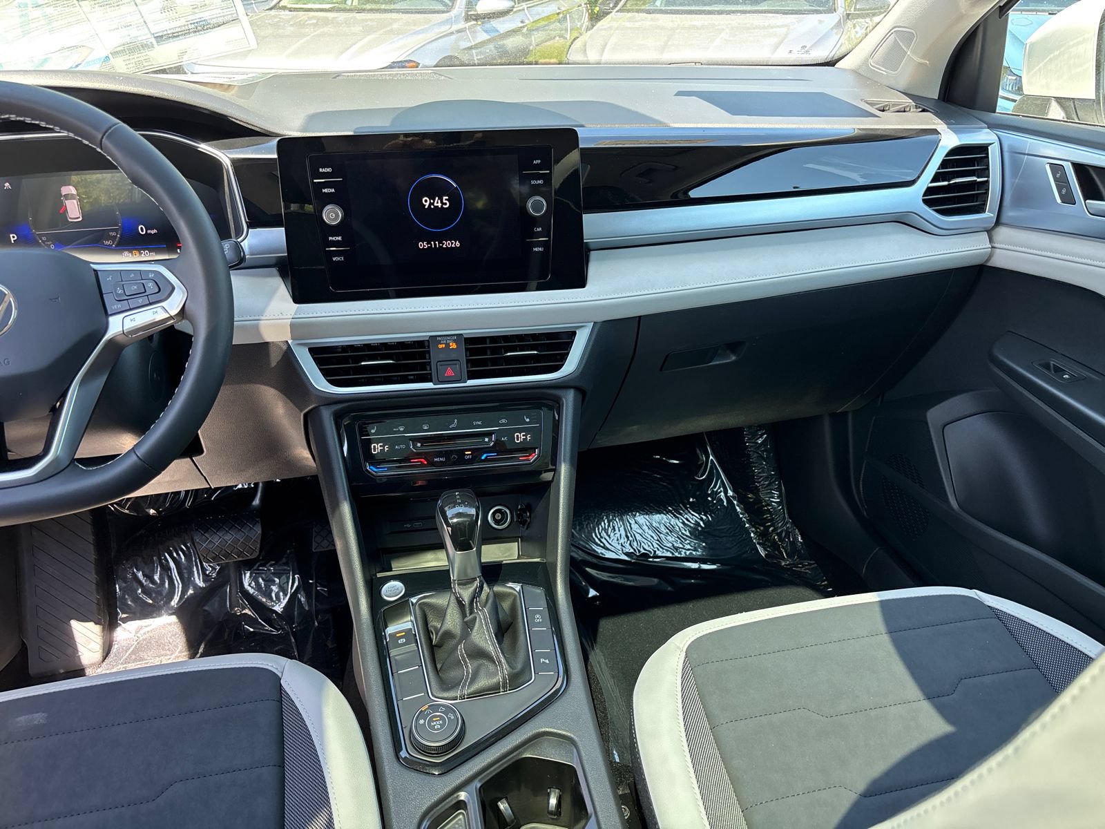 New 2026 Volkswagen Taos SE AWD/4WD image 31