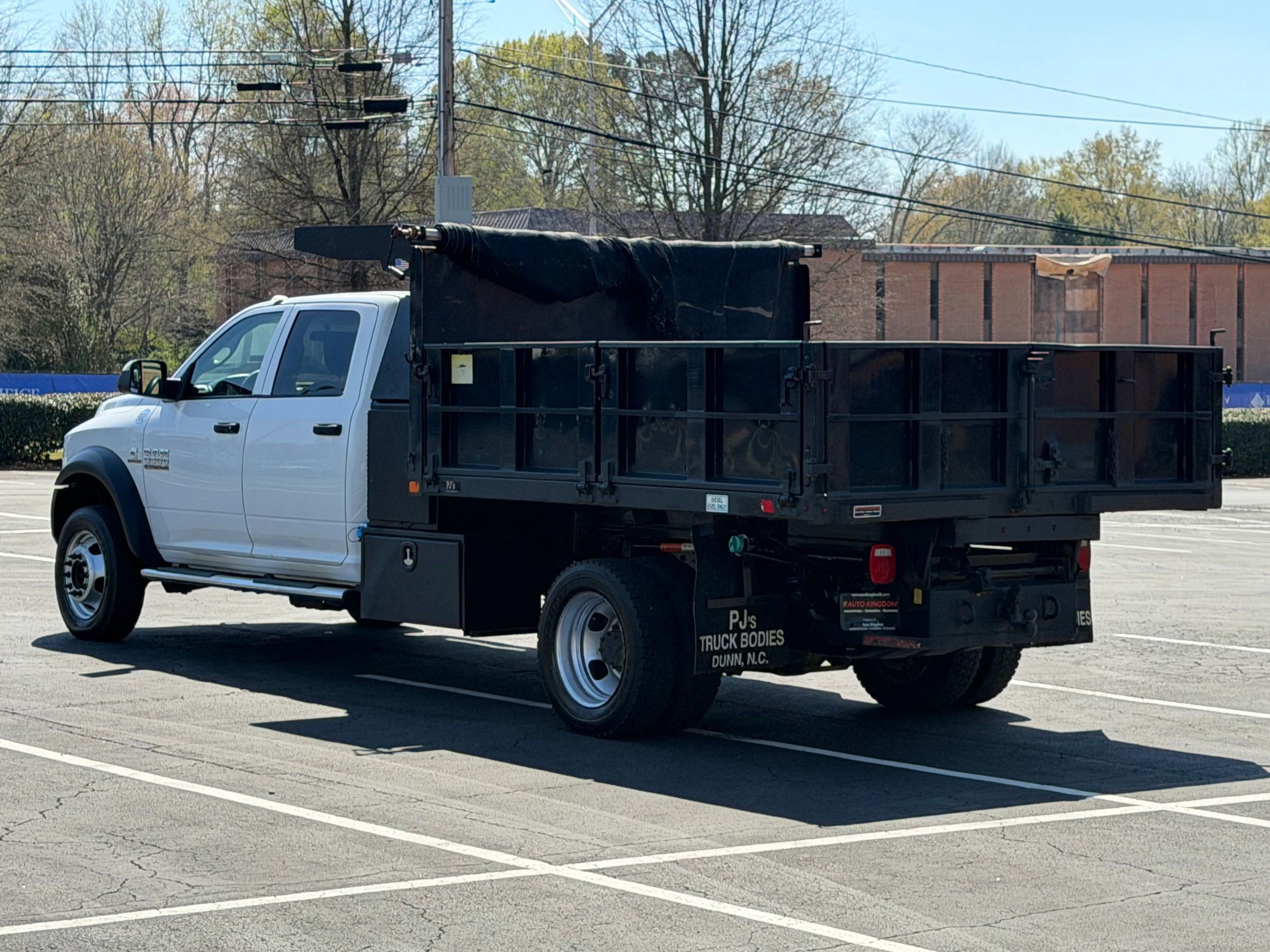 Used 2016 RAM 5500 Tradesman image 10