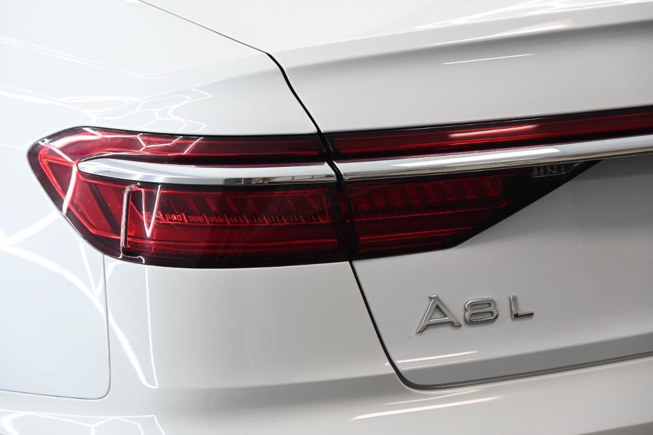Used 2021 Audi A8 L 3.0T AWD/4WD image 12