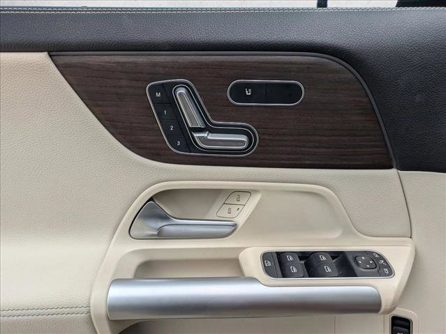 Certified 2025 Mercedes-Benz GLA 250 image 16