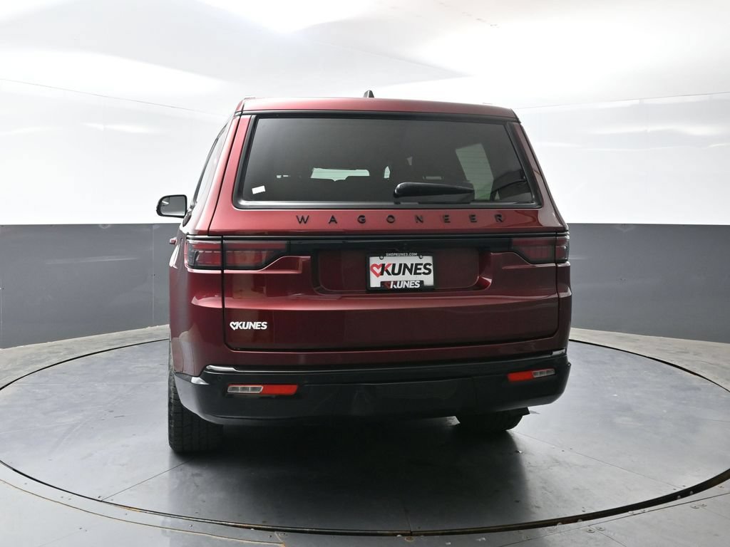 Used 2024 Jeep Wagoneer Series II AWD/4WD image 11
