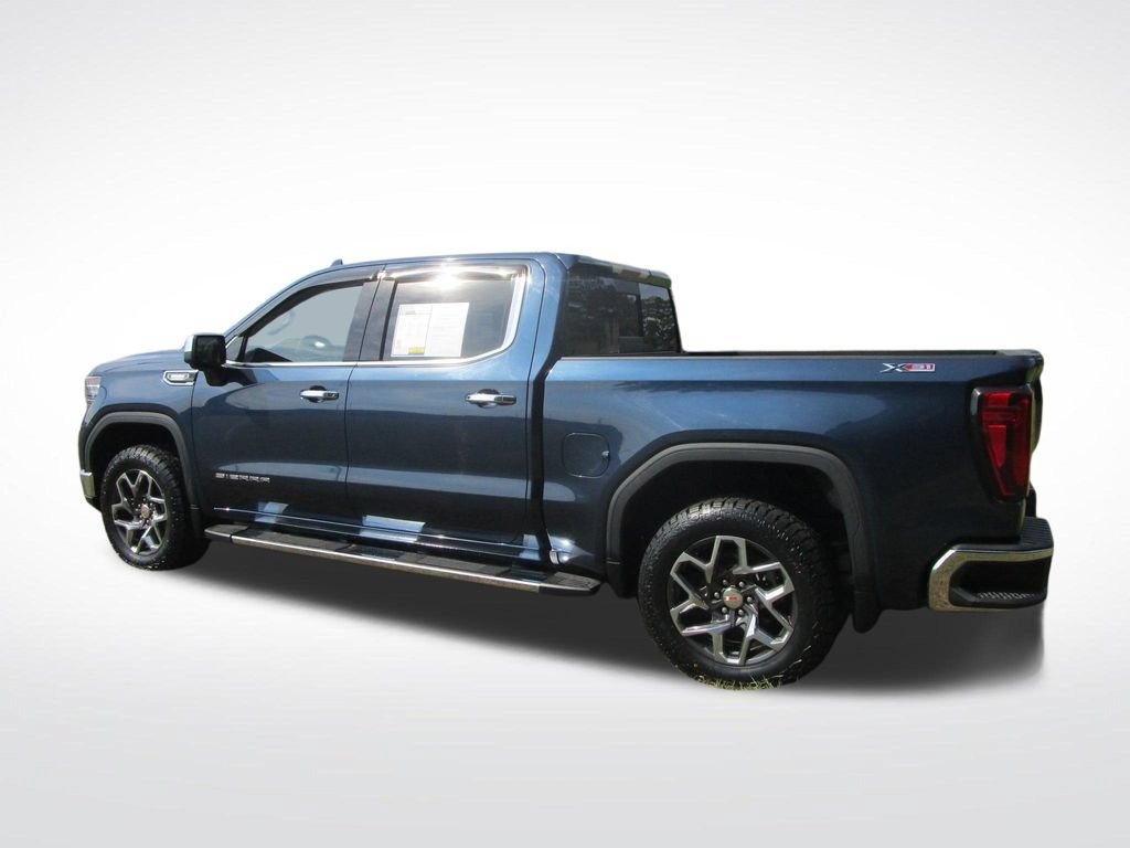 Used 2022 GMC Sierra 1500 SLT w/ SLT Premium Plus Package AWD/4WD image 4