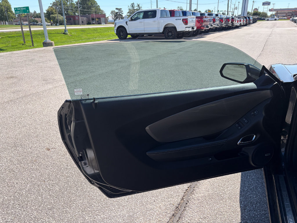 Used 2015 Chevrolet Camaro SS w/ RS Package RWD image 13