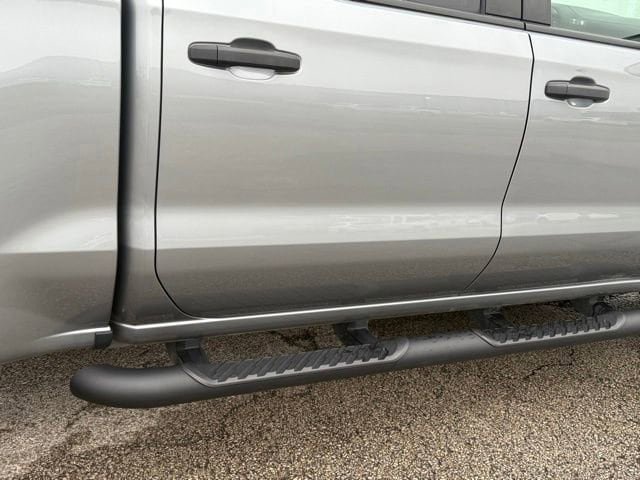 Used 2023 Chevrolet Silverado 1500 Custom w/ LPO, Dark Essentials Package AWD/4WD image 16