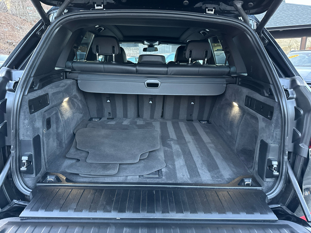 Used 2022 BMW X5 xDrive40i w/ Premium Package image 19