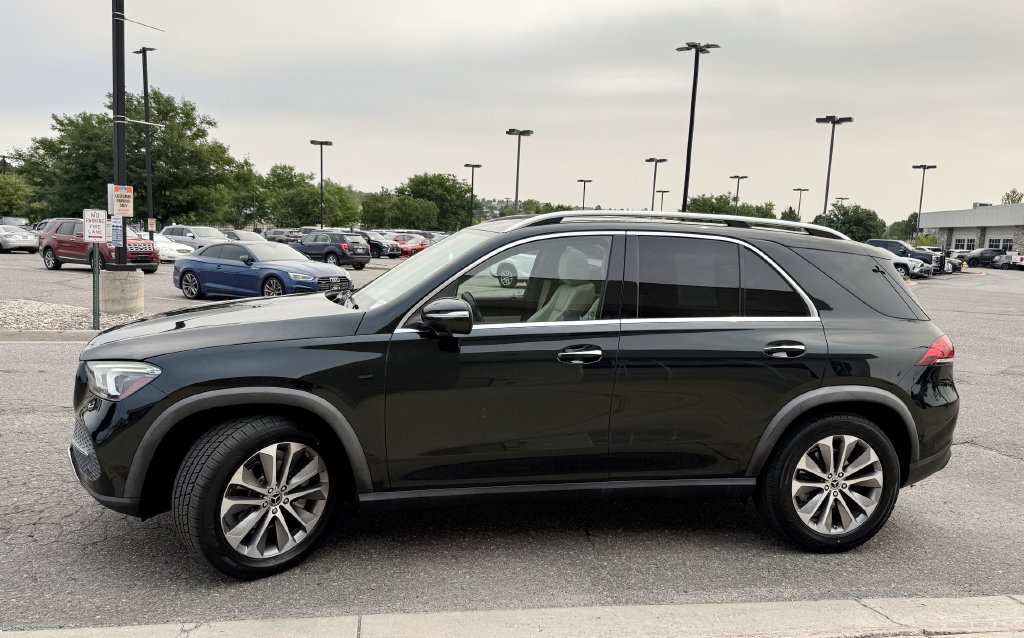 Used 2023 Mercedes-Benz GLE 350 w/ Premium Package image 6