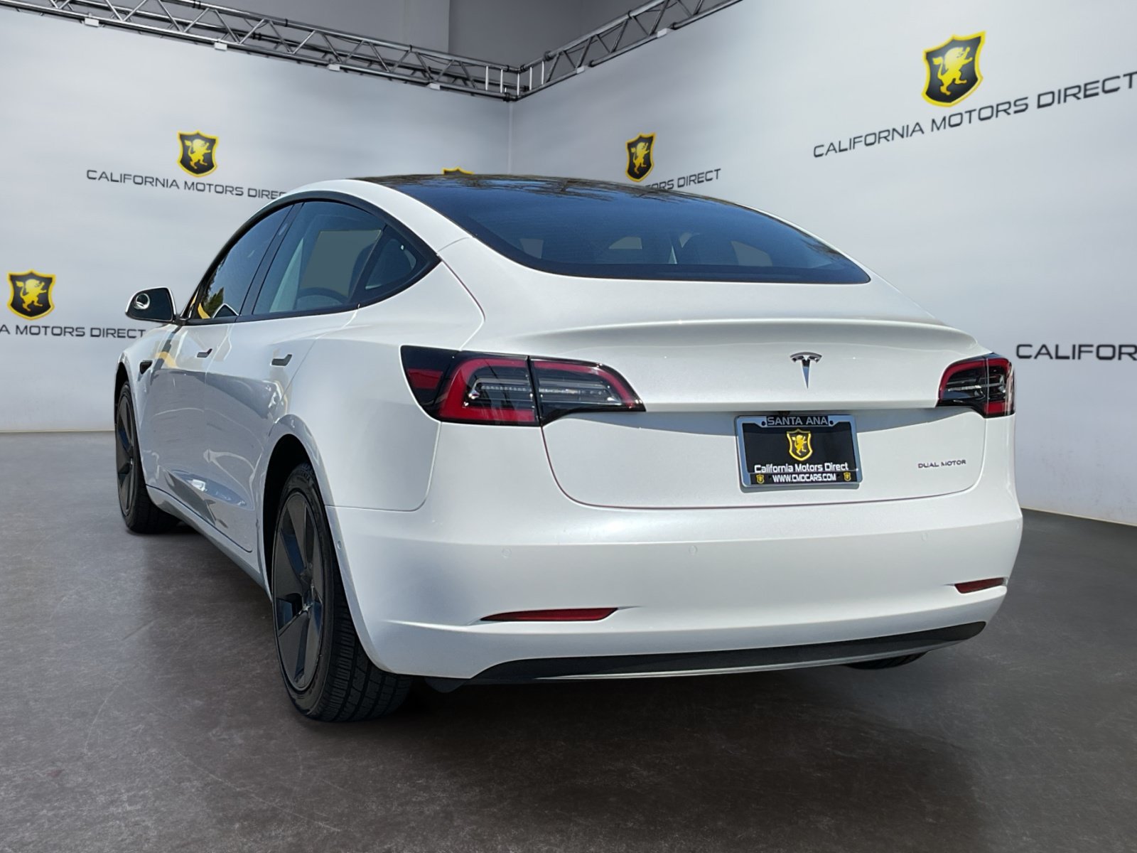Used 2022 Tesla Model 3 Long Range AWD/4WD image 7