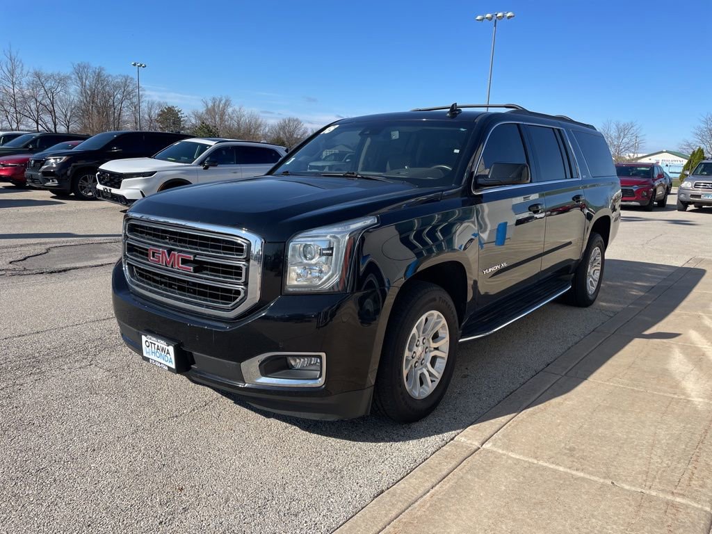 Used 2018 GMC Yukon XL SLT w/ Open Road Package AWD/4WD image 2