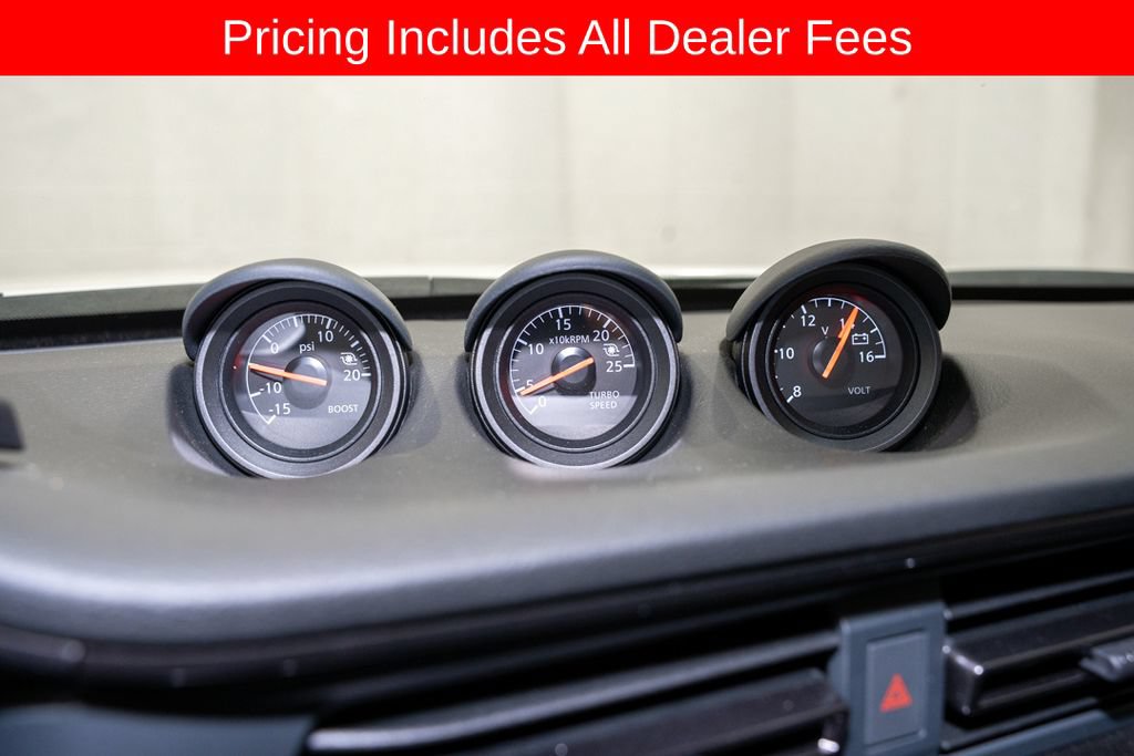 Used 2025 Nissan Z Performance w/ Floor Mat Package RWD image 16