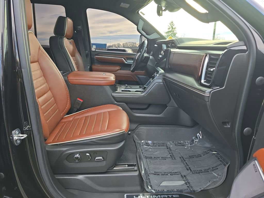 Used 2024 GMC Sierra 3500 Denali Ultimate image 34