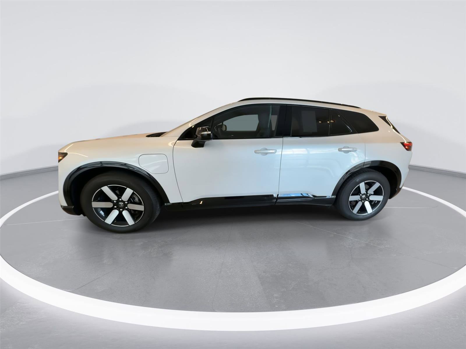 Used 2025 Honda Prologue Touring image 4
