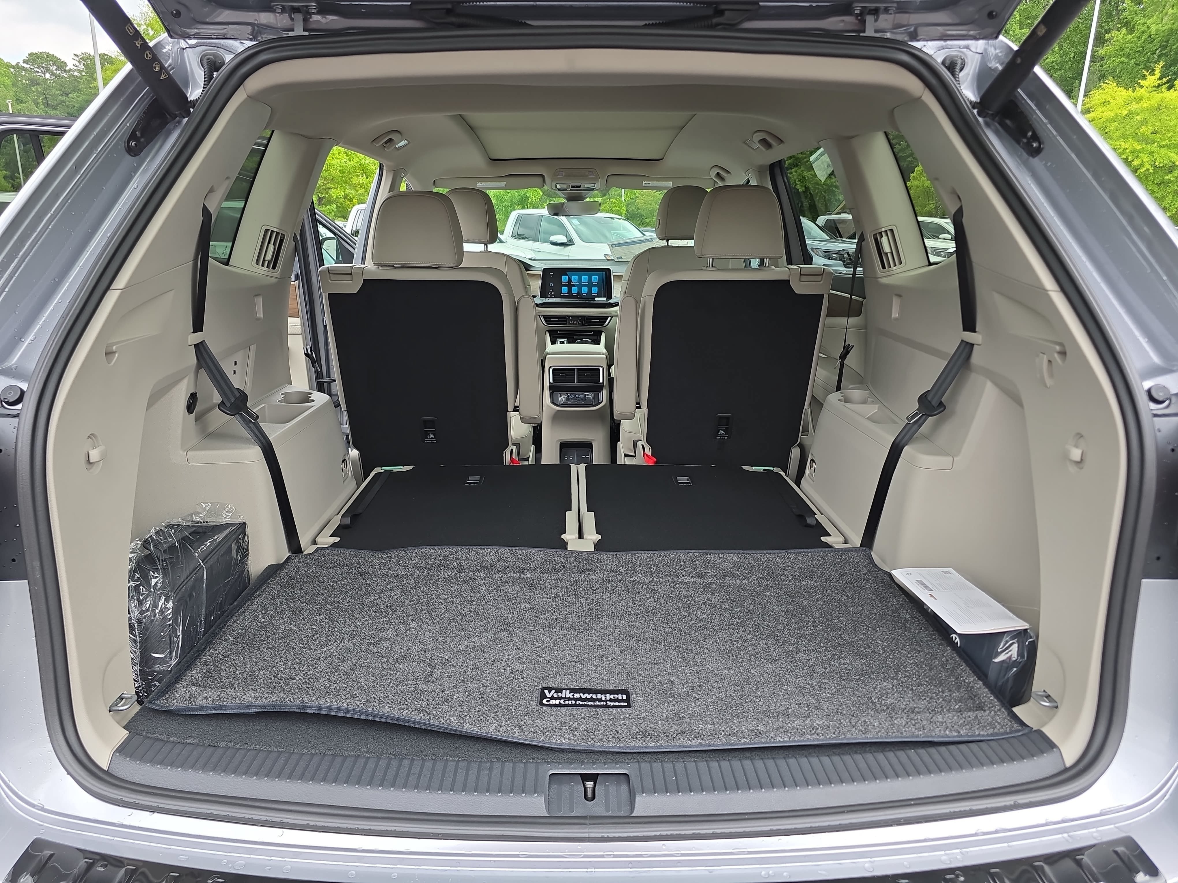 New 2026 Volkswagen Atlas SE FWD image 13